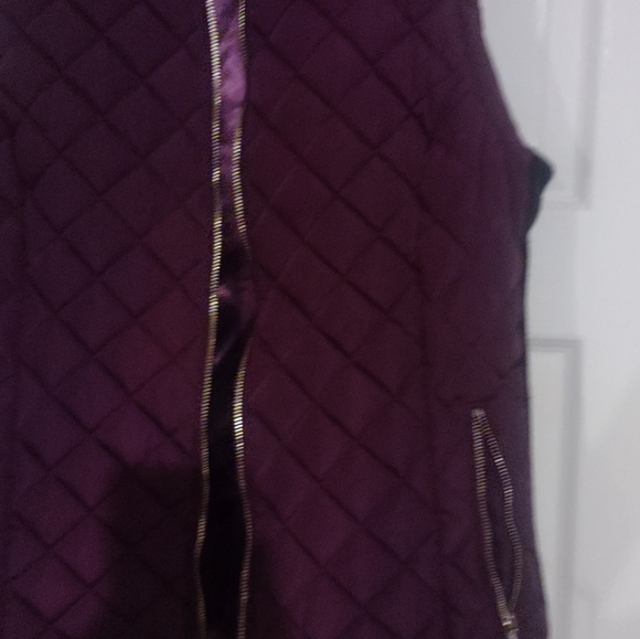 Woman's Calvin Klein purple puffer zip up quilted vest size medium - Picture 6 of 10